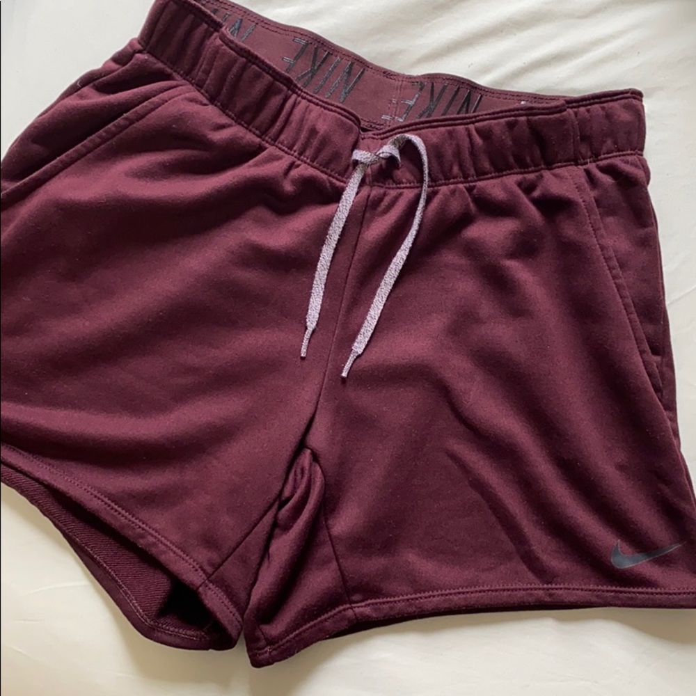 Nike maroon shorts